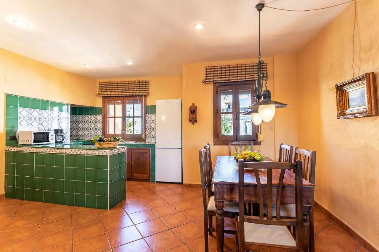 Apartamentos Sierra Tejeda Alcaucin